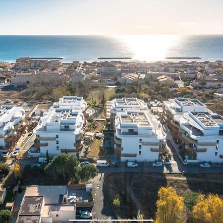 T2 Neuf + Piscine, 5 Mn A Pied Des Plages Serignan Exterior photo